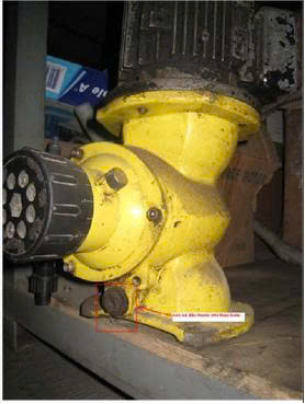 huong dan thay the oil seal bi rach tren bom dinh luong milton roy 6