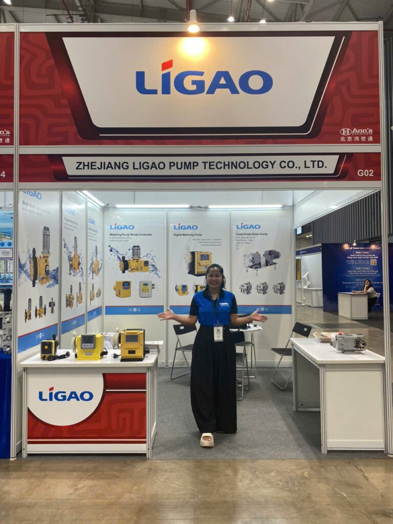 Trien lam nganh nuoc 1