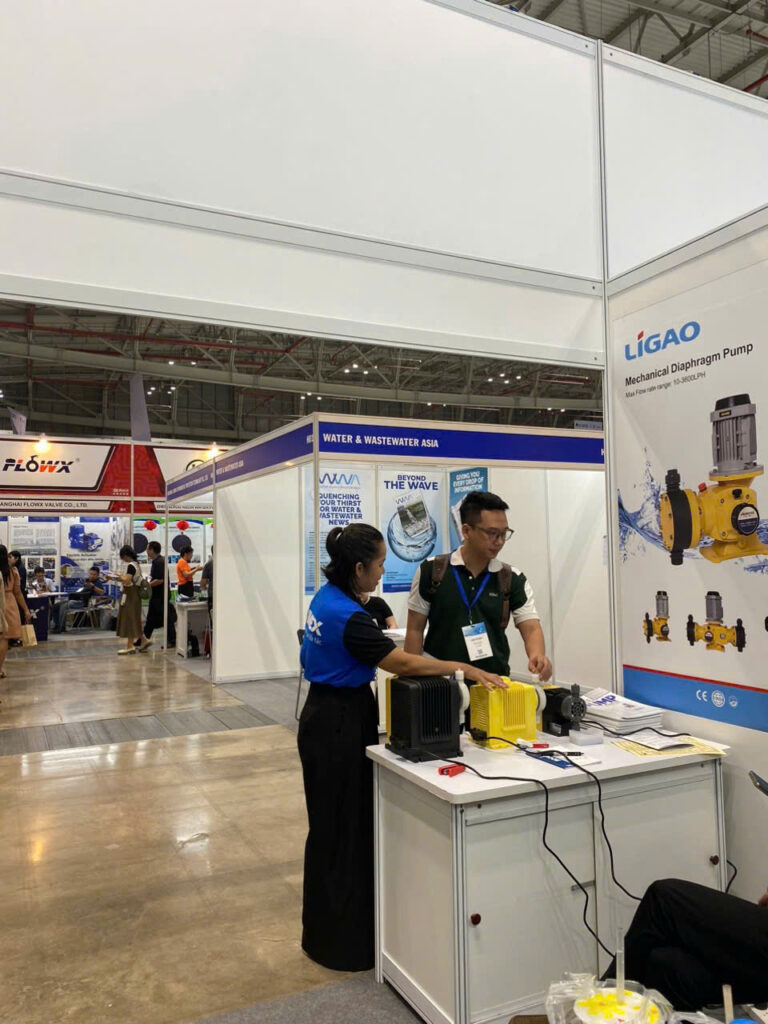 Trien lam nganh nuoc 2