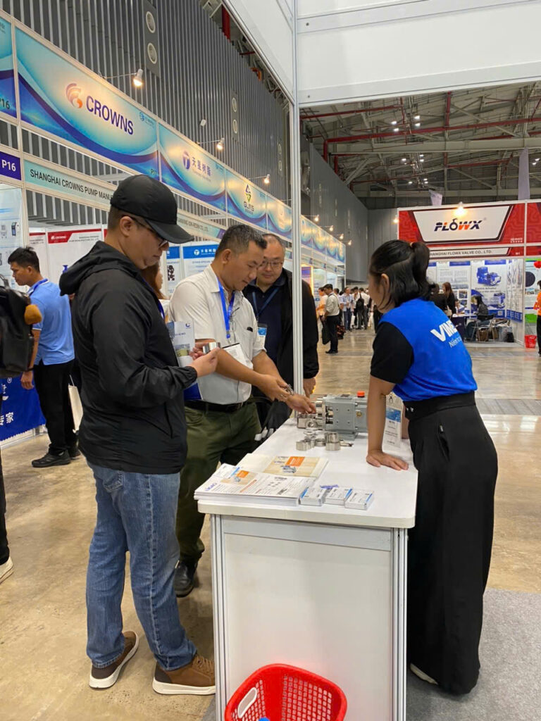 Trien lam nganh nuoc 3