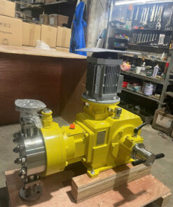 Bơm định lượng màng thủy lực KHR520/4.6 Dosaki chính hãng